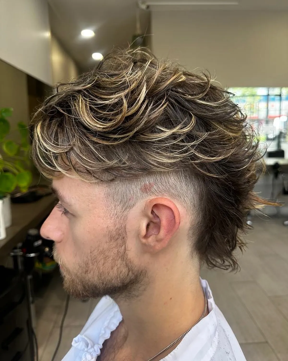 Coupe homme volume sur le dessus